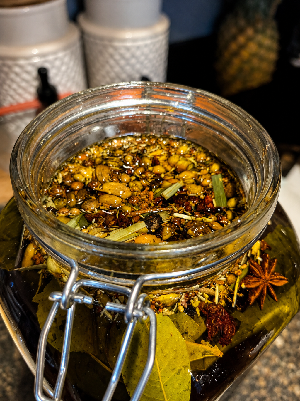 Kit Capilar de Aceite Macerado de Romero y Gotero de Cafeína y Especias - Rosemary Infused Oil & Caffeine + Spice Hair Dropper Kit